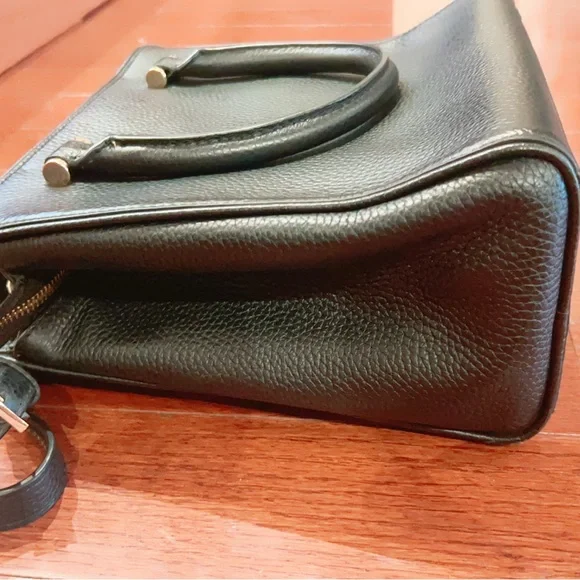 Kate Spade Black leather Bag with Tassel - Picture 7 of 9